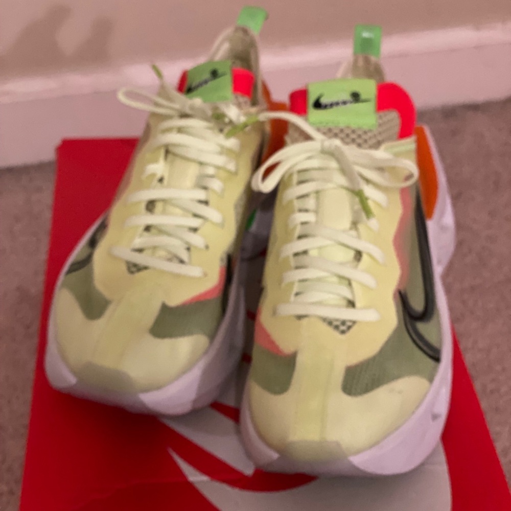 Women’s Nike Zoom x Vista Grind (size 8)